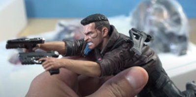 Un unboxing pour l’édition collector pour Cyberpunk 2077