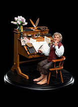 Figurine de Bilbon Baggins à son bureau par Weta