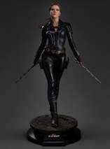 Statuette de Black Widow comme sur l'affiche du film par Queen studios