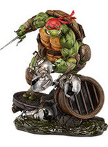 Statuette en résine de Raphael dans TMNT Legends