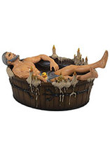 Figurine Geralt dans son bain dans The Witcher 3 par Dark Horse