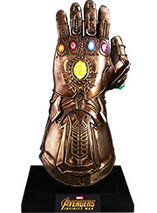 Réplique du Gant de l’infinité par Hot Toys