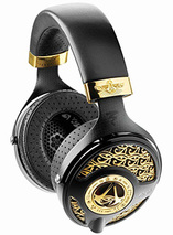 Casque utopia Assassin’s Creed Origins en or jaune par Tournaire