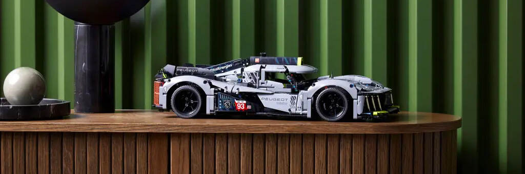 PEUGEOT 9X8 24H Mans Hybrid Hypercar LEGO Technic