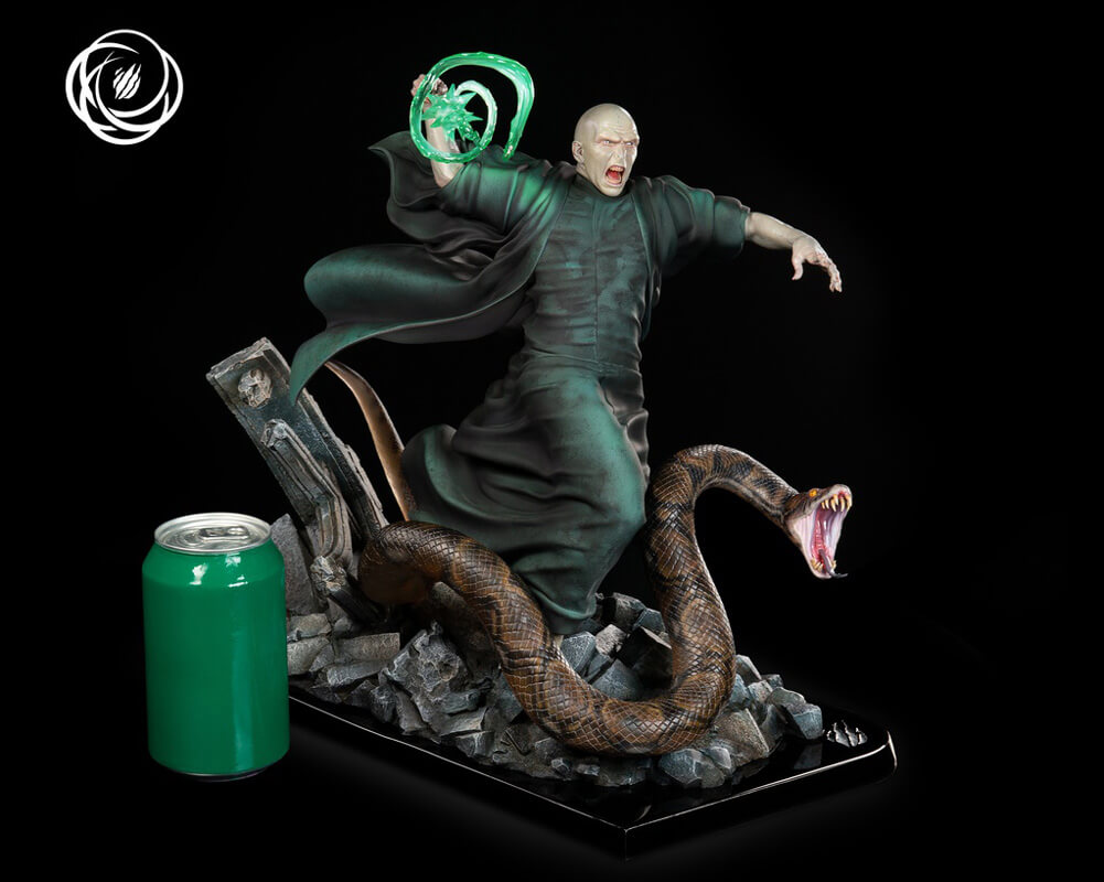 Statuette en résine de Lord Voldemort par Tsume art dans la collection Ikigai