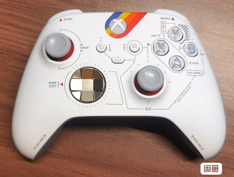 Manette Xbox spéciale Starfield