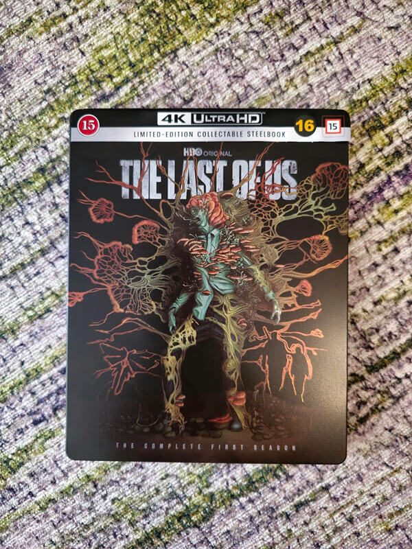 photo steelbook tlou 0003 Arrière plan