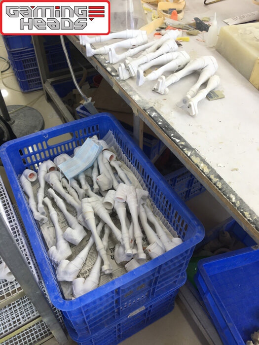 Statuette de Lara Croft dans Tomb Raider The Angel of Darkness par Gaming Heads photo prod 6