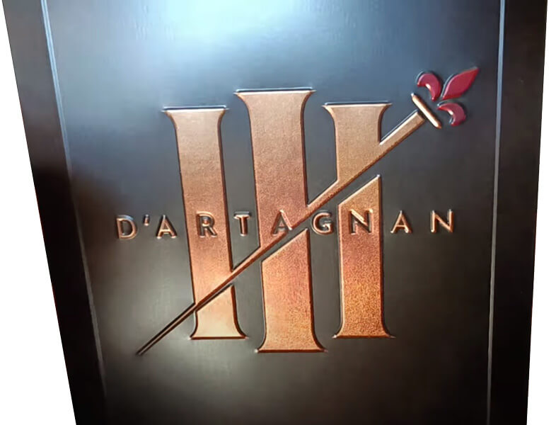 steelbook d artagnan titre relief